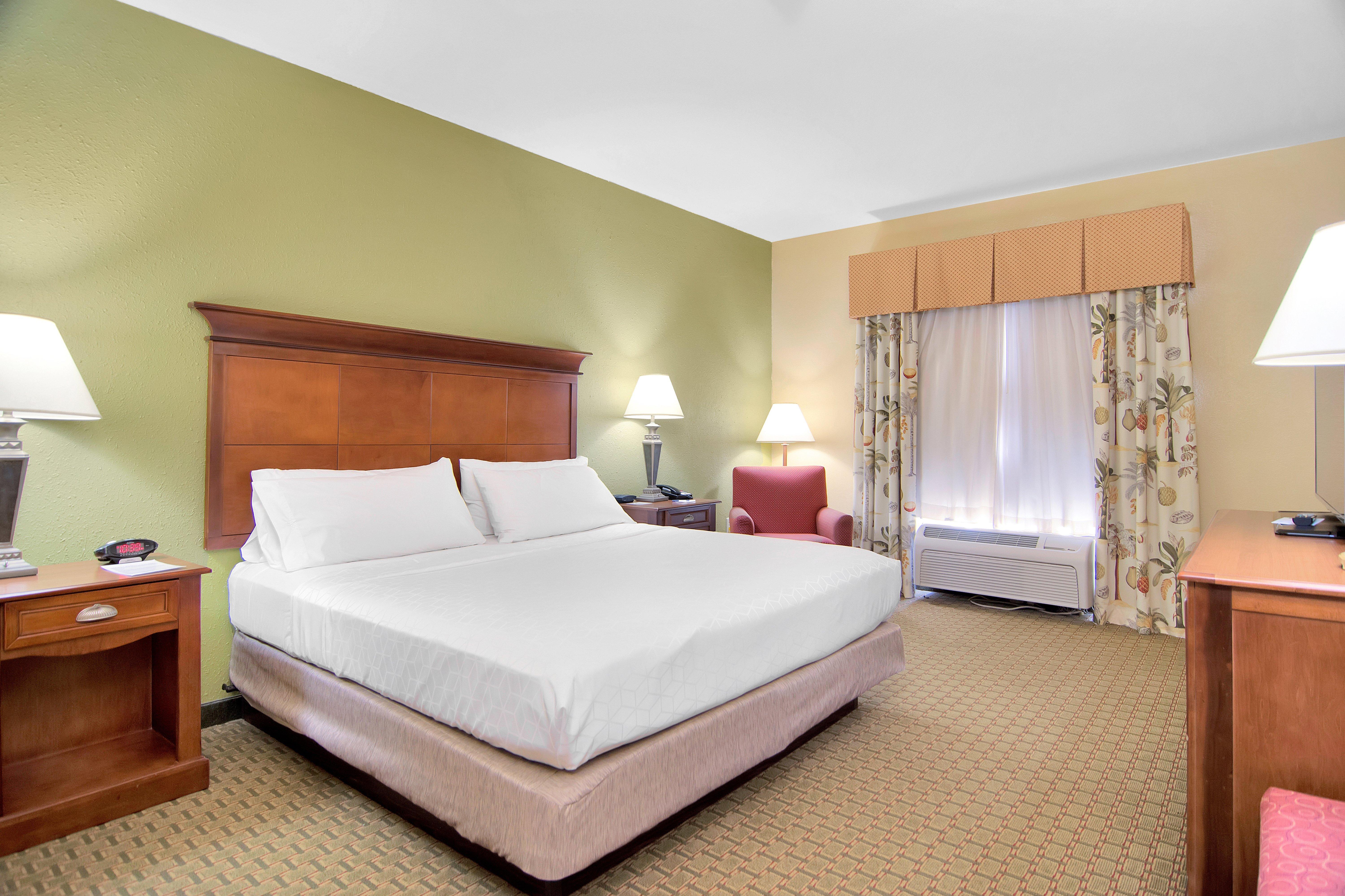 Express & Dfw West - By Ihg 3*