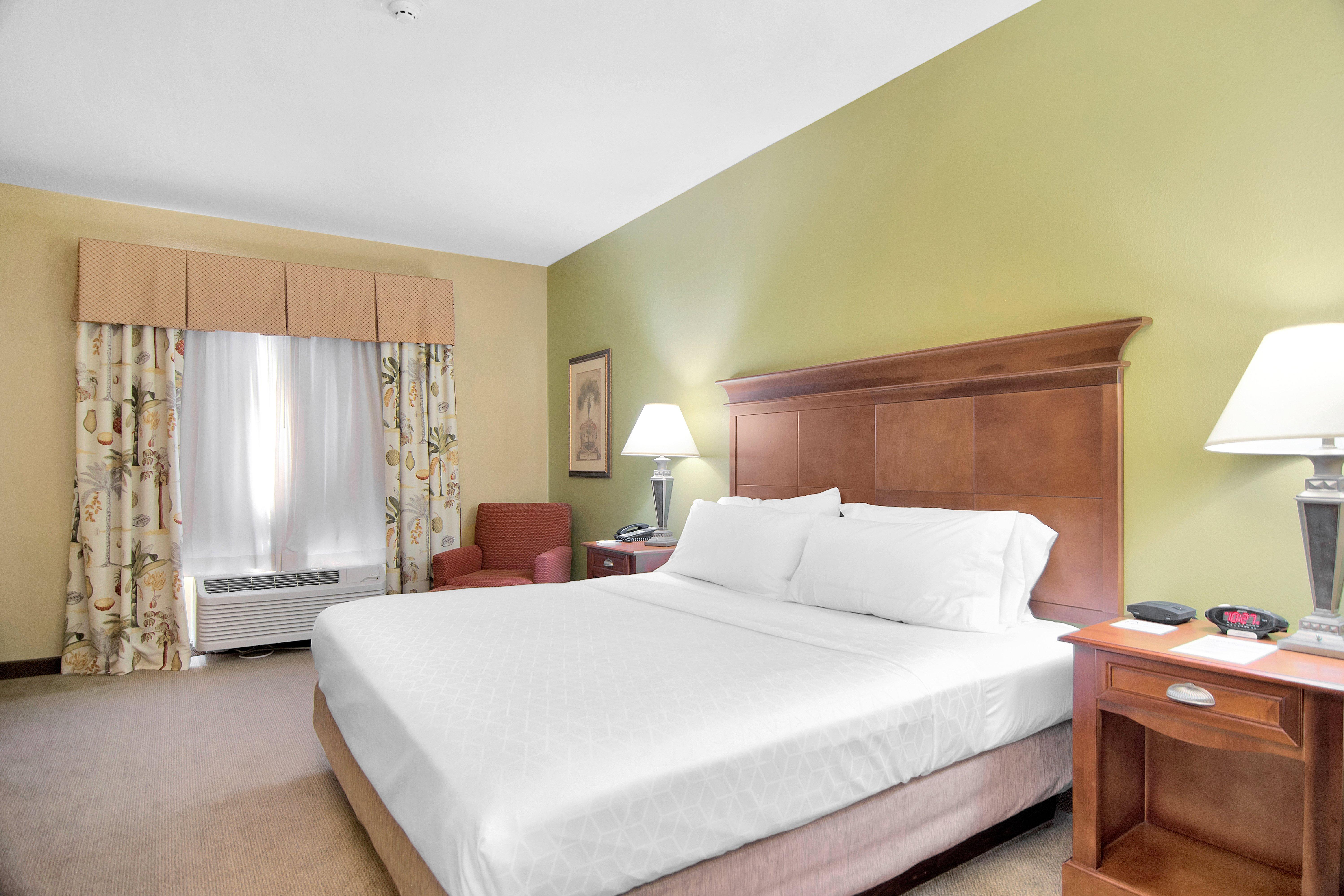 Express & Dfw West - By Ihg Hotel