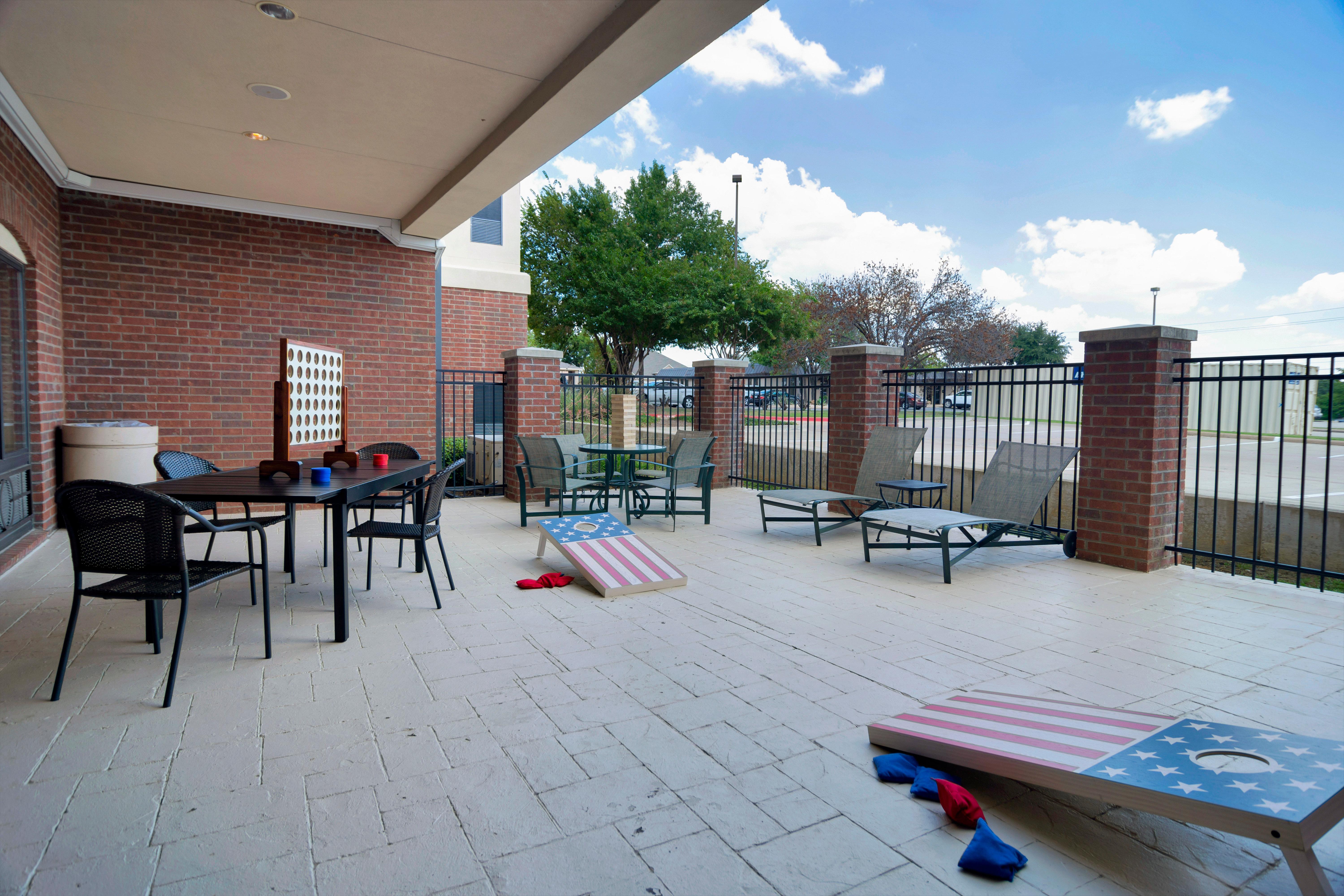 Express & Dfw West - By Ihg 3* Hurst