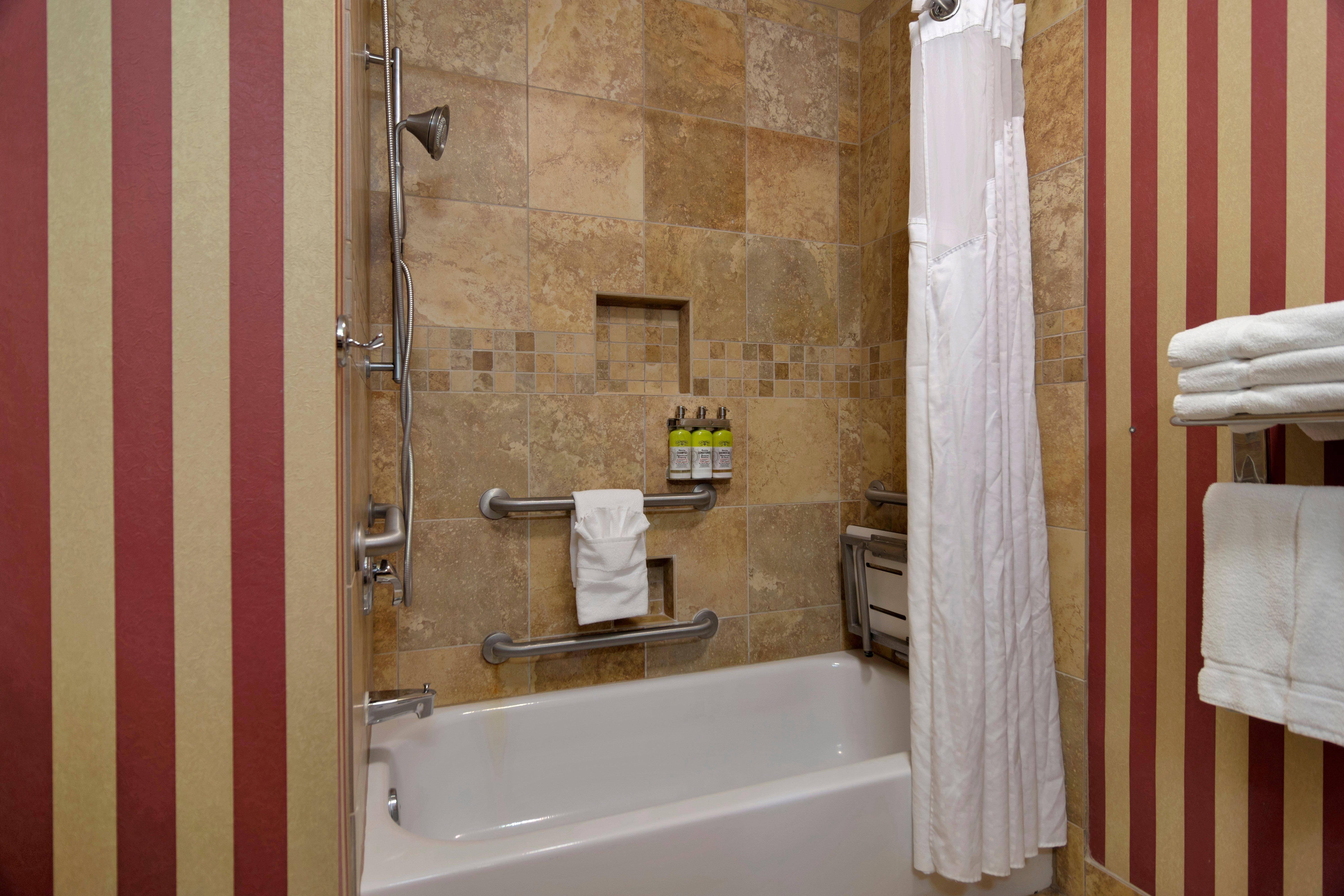 Express & Dfw West - By Ihg Hotel Hurst
