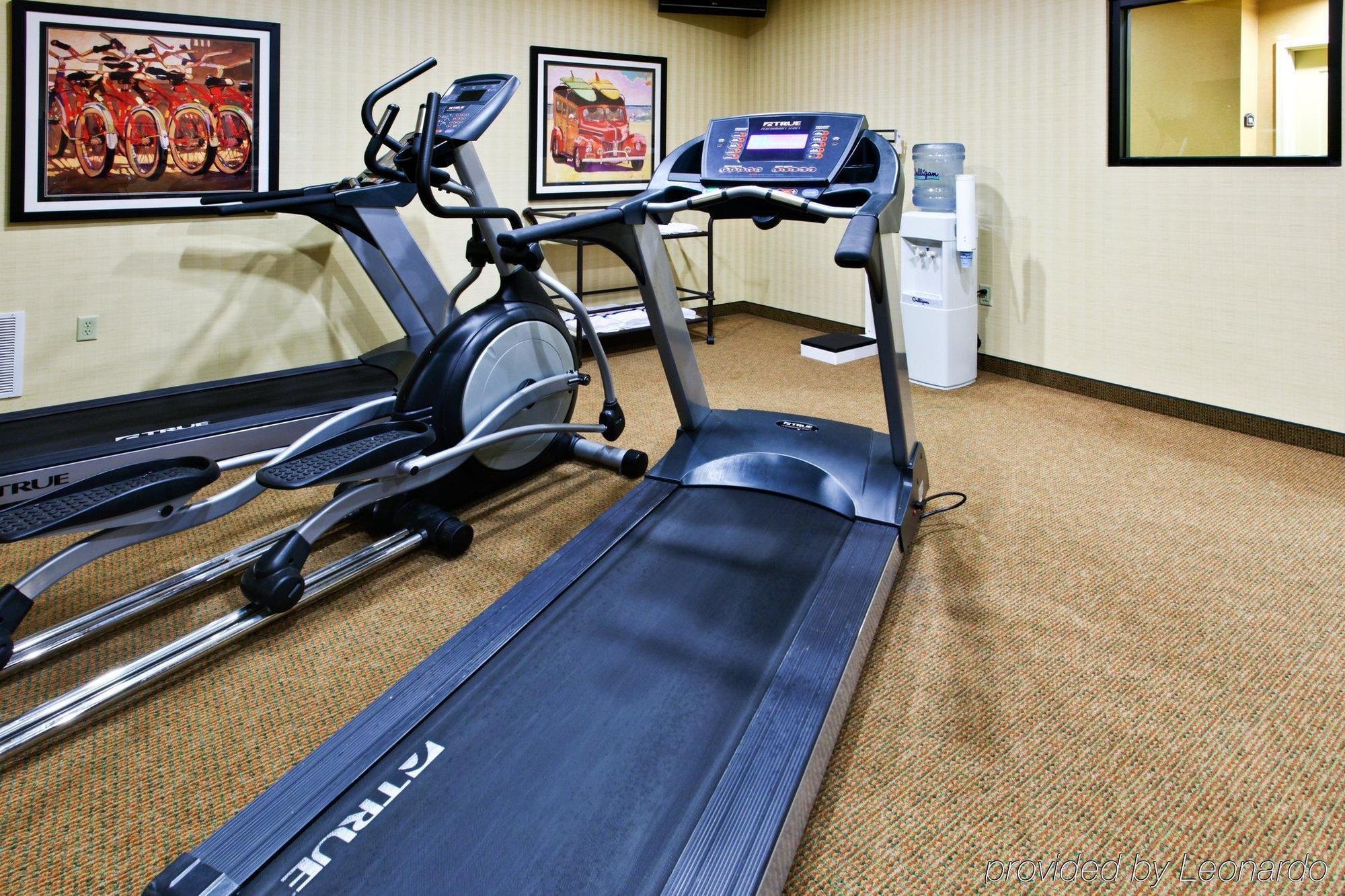 Express & Dfw West - By Ihg Hotel Hurst